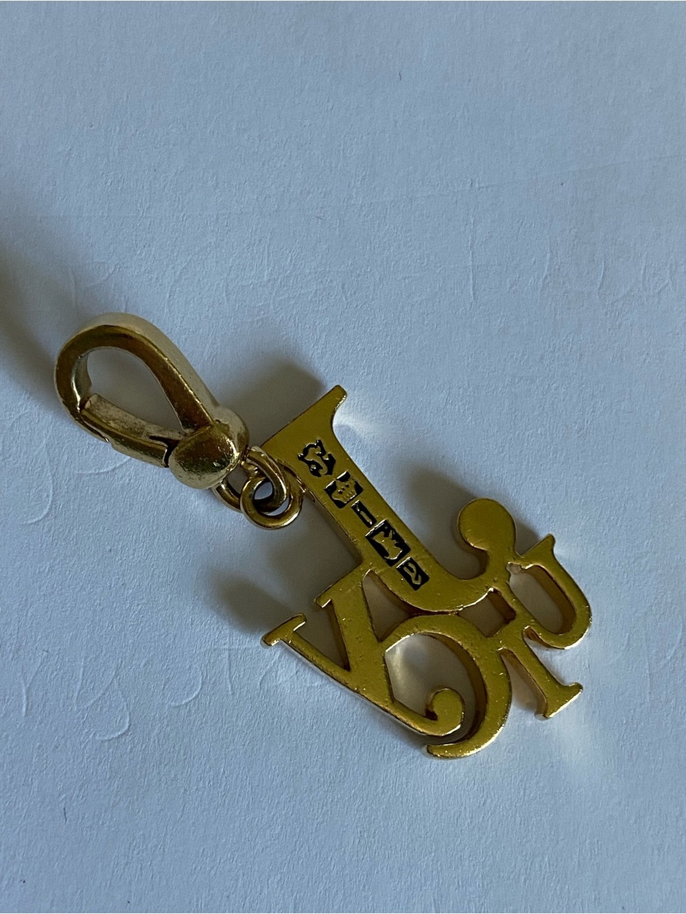 Vintage Juicy Couture Gold Tone ‘juicy’ Script Charm Y2K Rare Logo